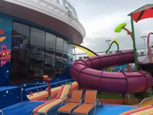 SplashAway Bay