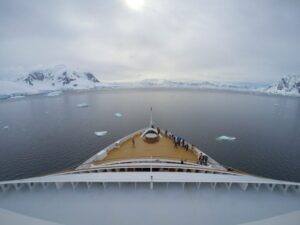 Seaborun Quest in the Antarctica